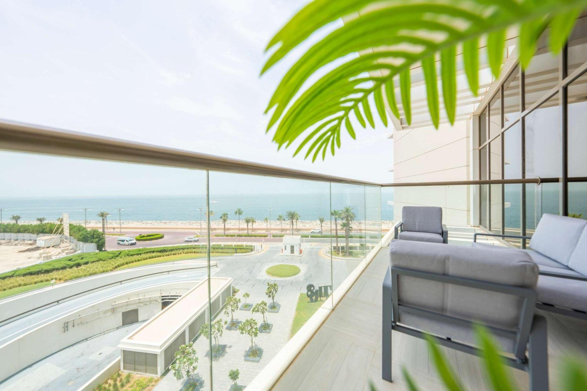 דובאי Spacious Beachfront 2 Bedroom Apartment - The 8 מראה חיצוני תמונה
